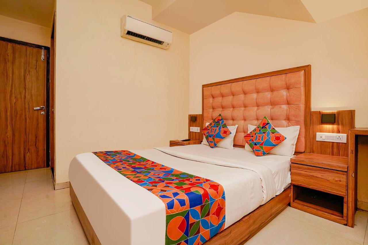 Fabexpress Emerald Inn Mumbai Eksteriør bilde