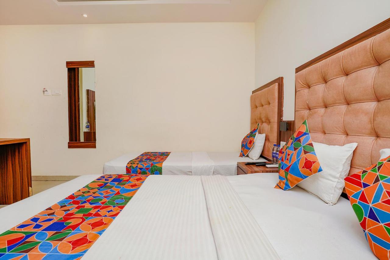 Fabexpress Emerald Inn Mumbai Eksteriør bilde